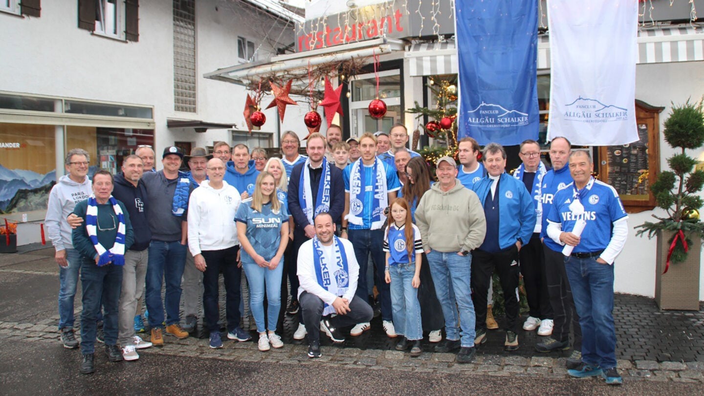 251201_Spielerempfang_01_Oberstdorf