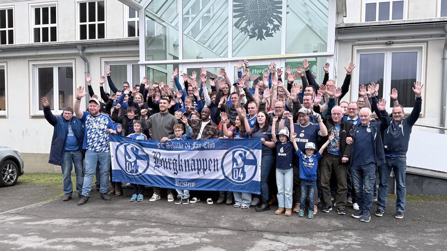 251201_Spielerempfang_07_Bilstein