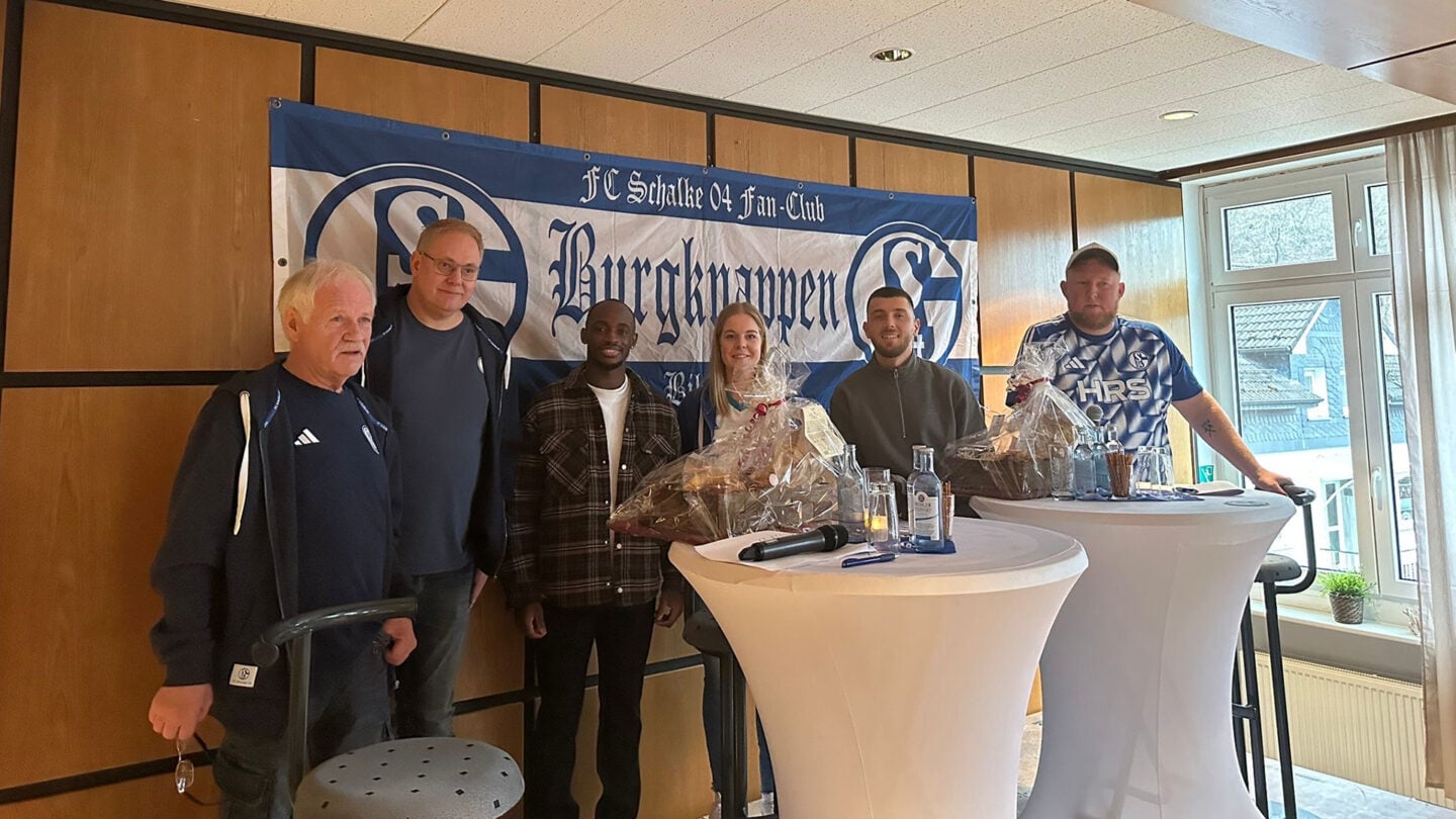 251201_Spielerempfang_08_Bilstein