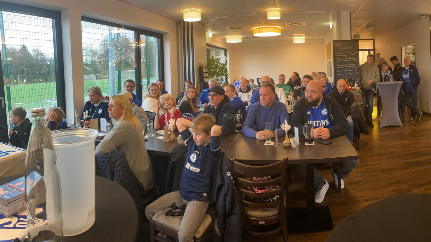 251201_Spielerempfang_16_Hamm