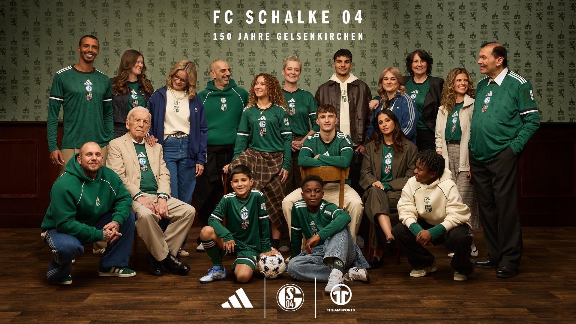 Gruppenbild_HD_Ohne_URL_S04_Sondertrikot
