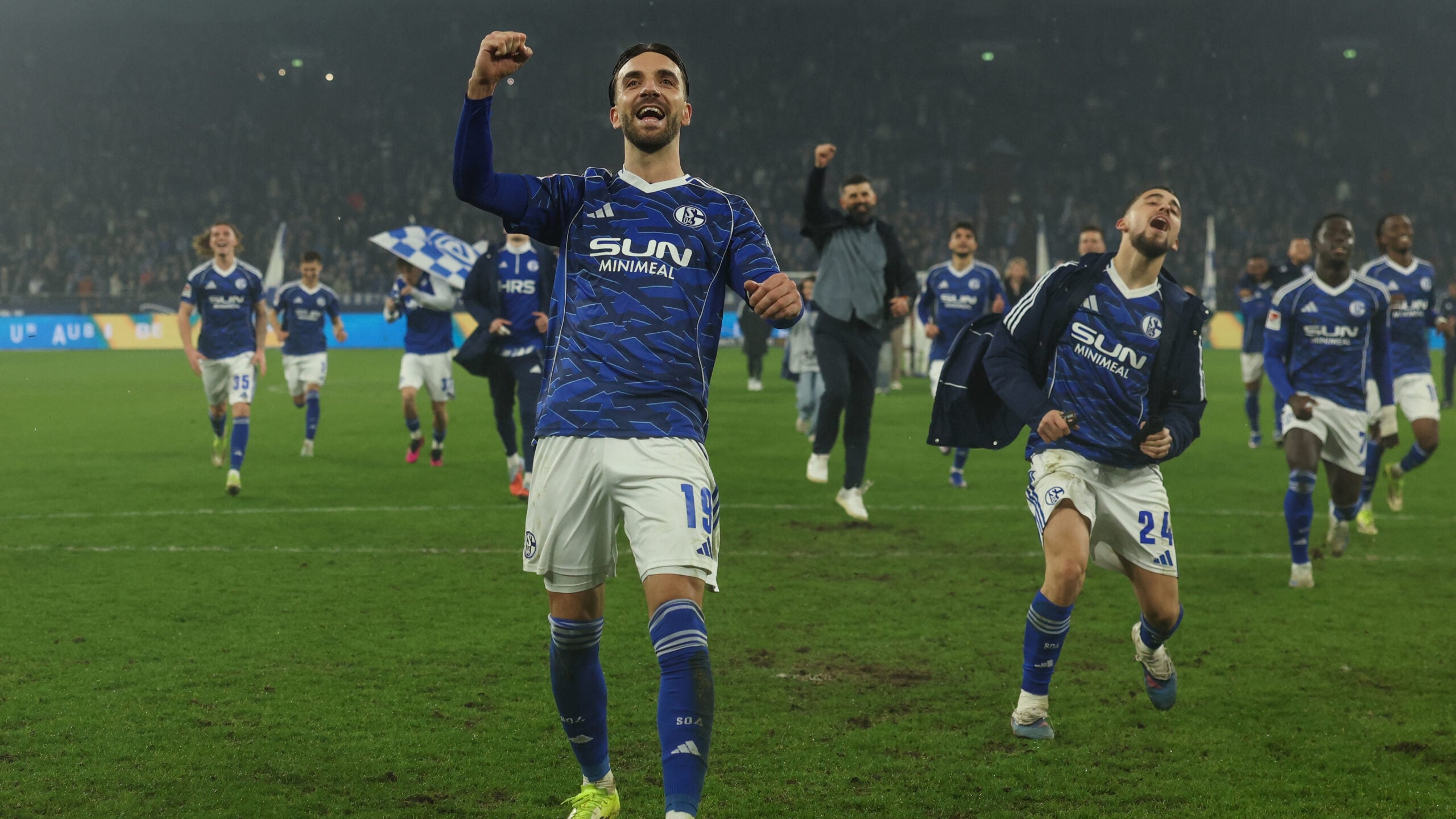 26-02-21-S04-FCM-4000