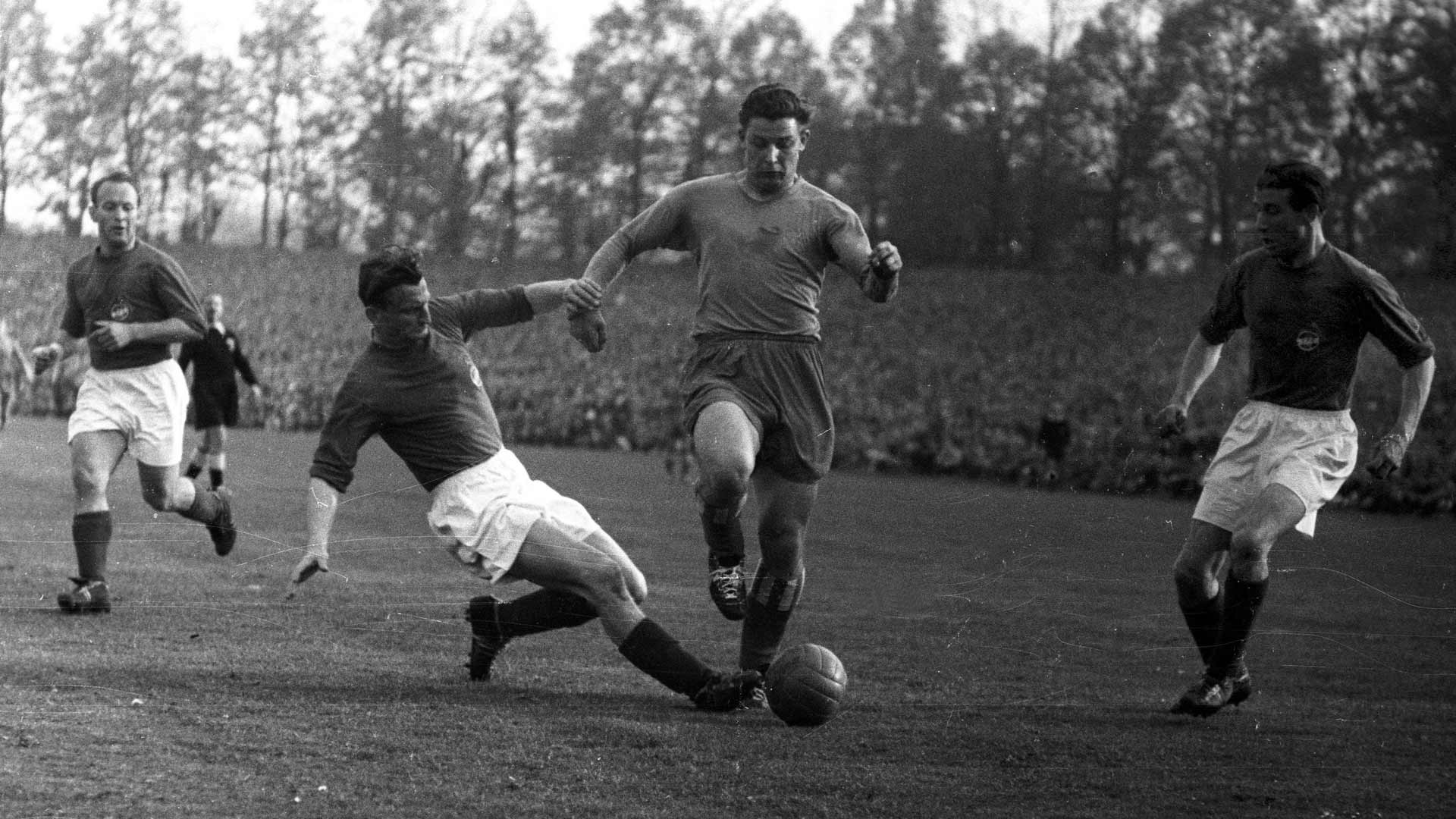 260304_manfred_kreuz_spielszene