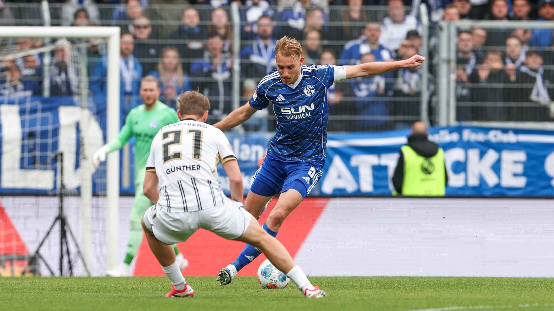 26-04-12-S04-ELV-9907