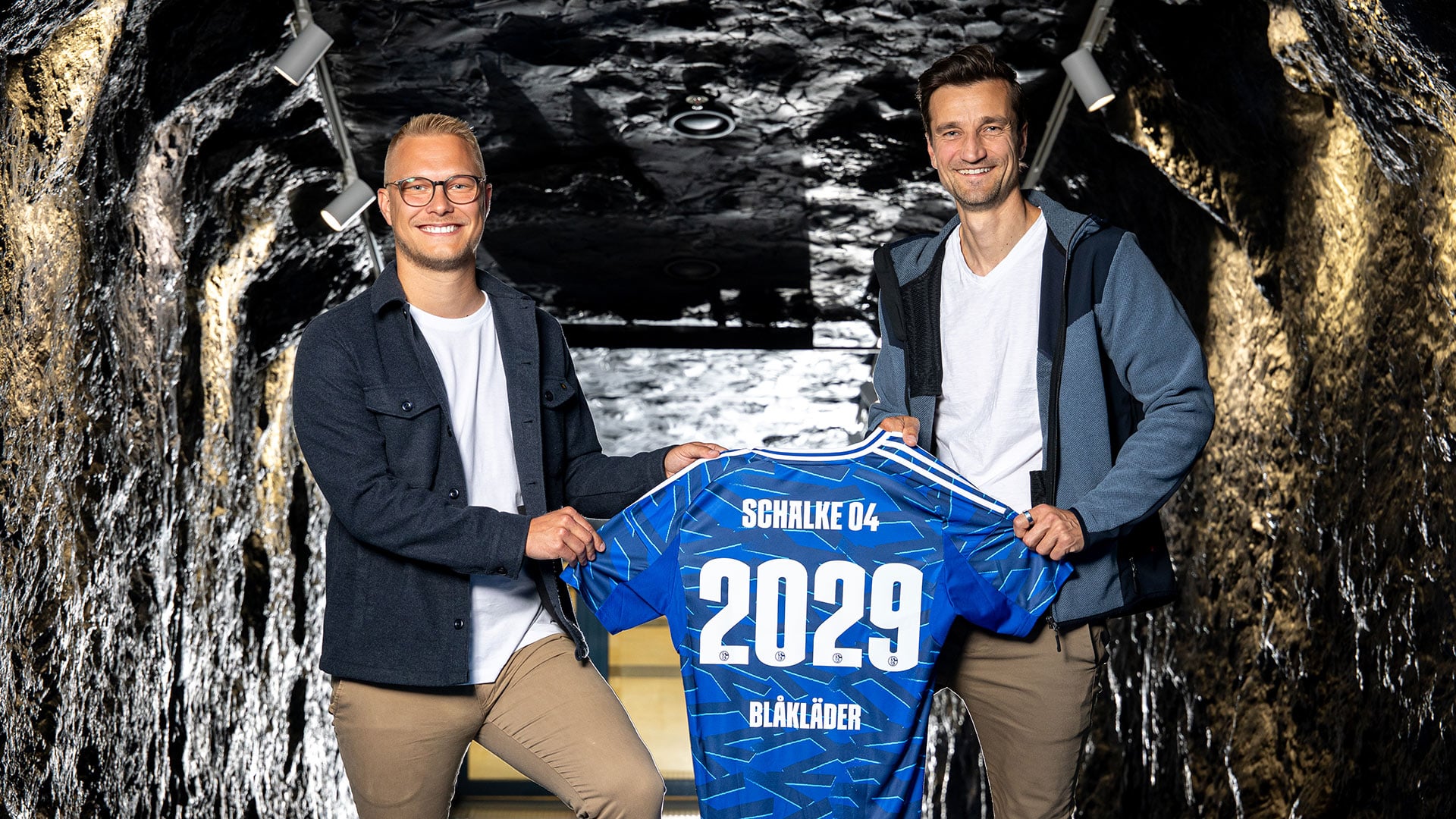260609-blaklaeder