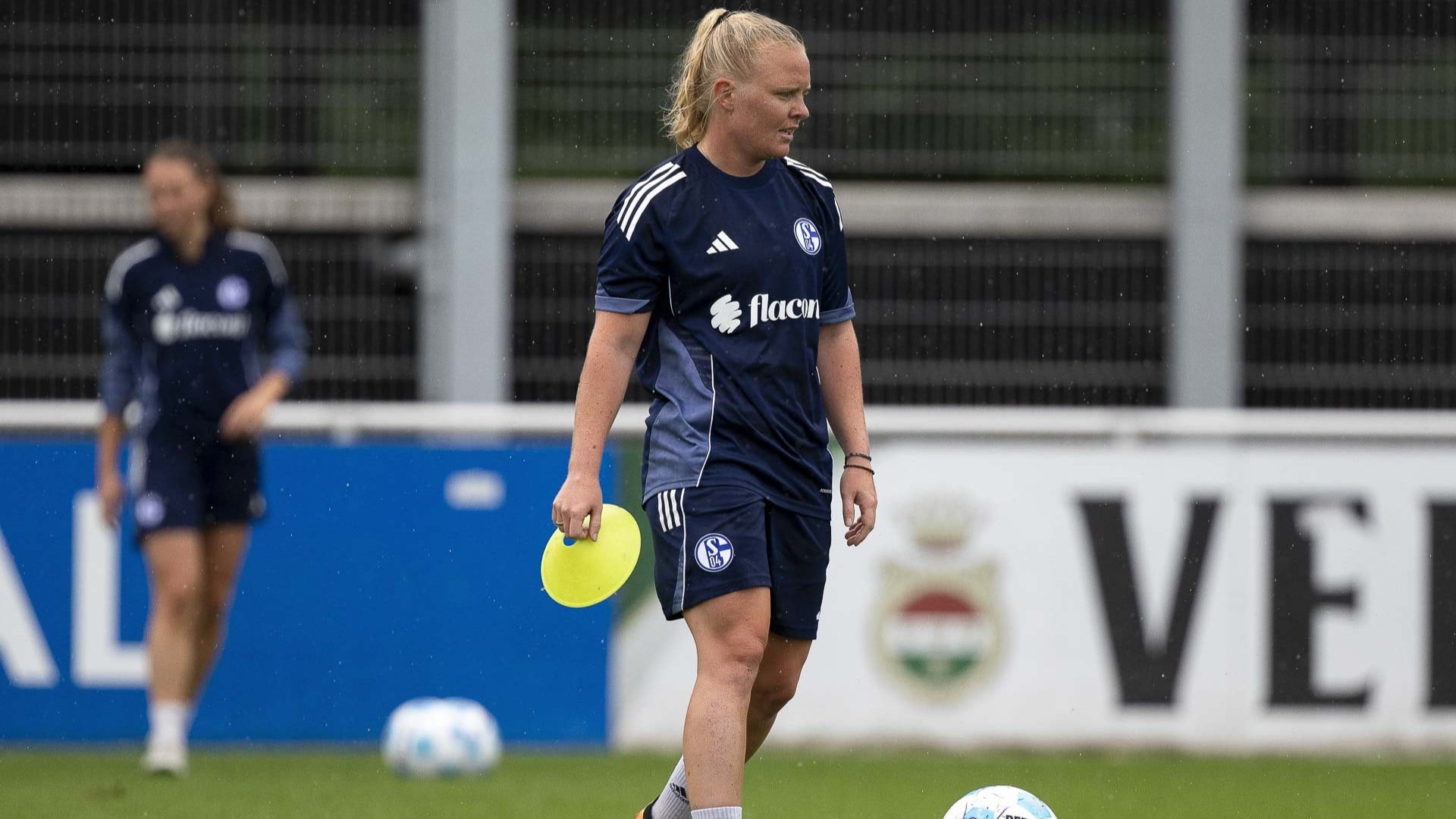 250706 Trainingsauftakt S04-FrauenGerd Kaemper/www.gkfoto.deBild: