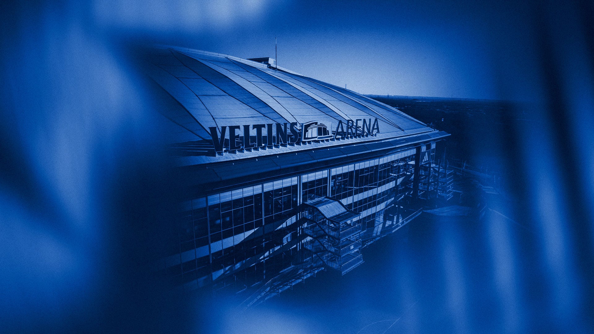 260703-arena-tour-slider