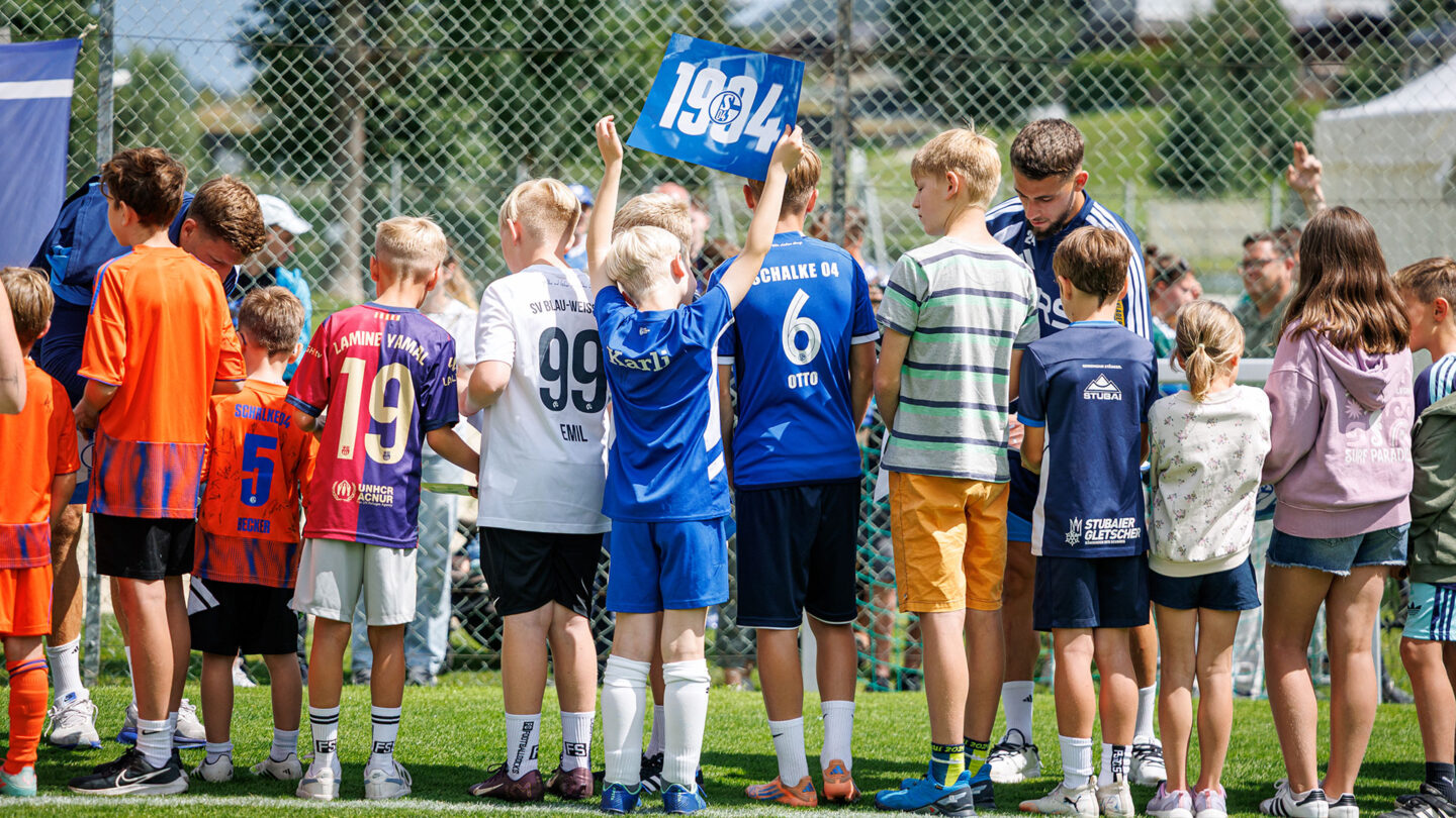 260723-autogrammstunde-01