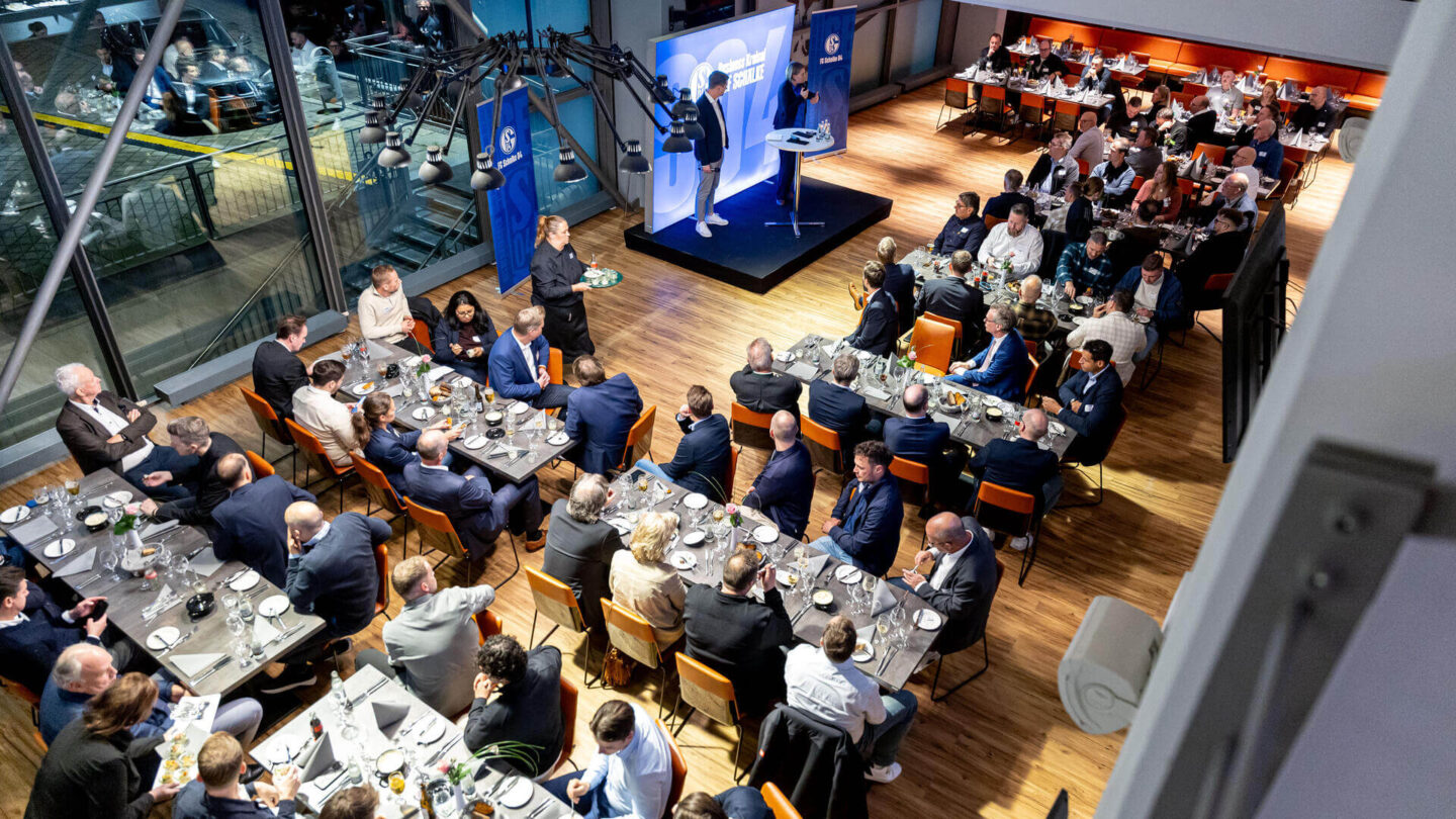Business-Kreisel-auf-Schalke-04