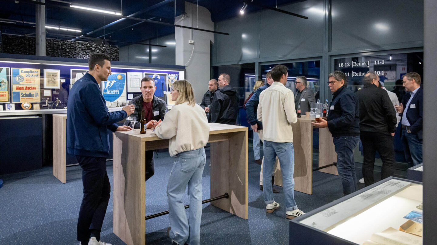 Business-Kreisel-auf-Schalke-08