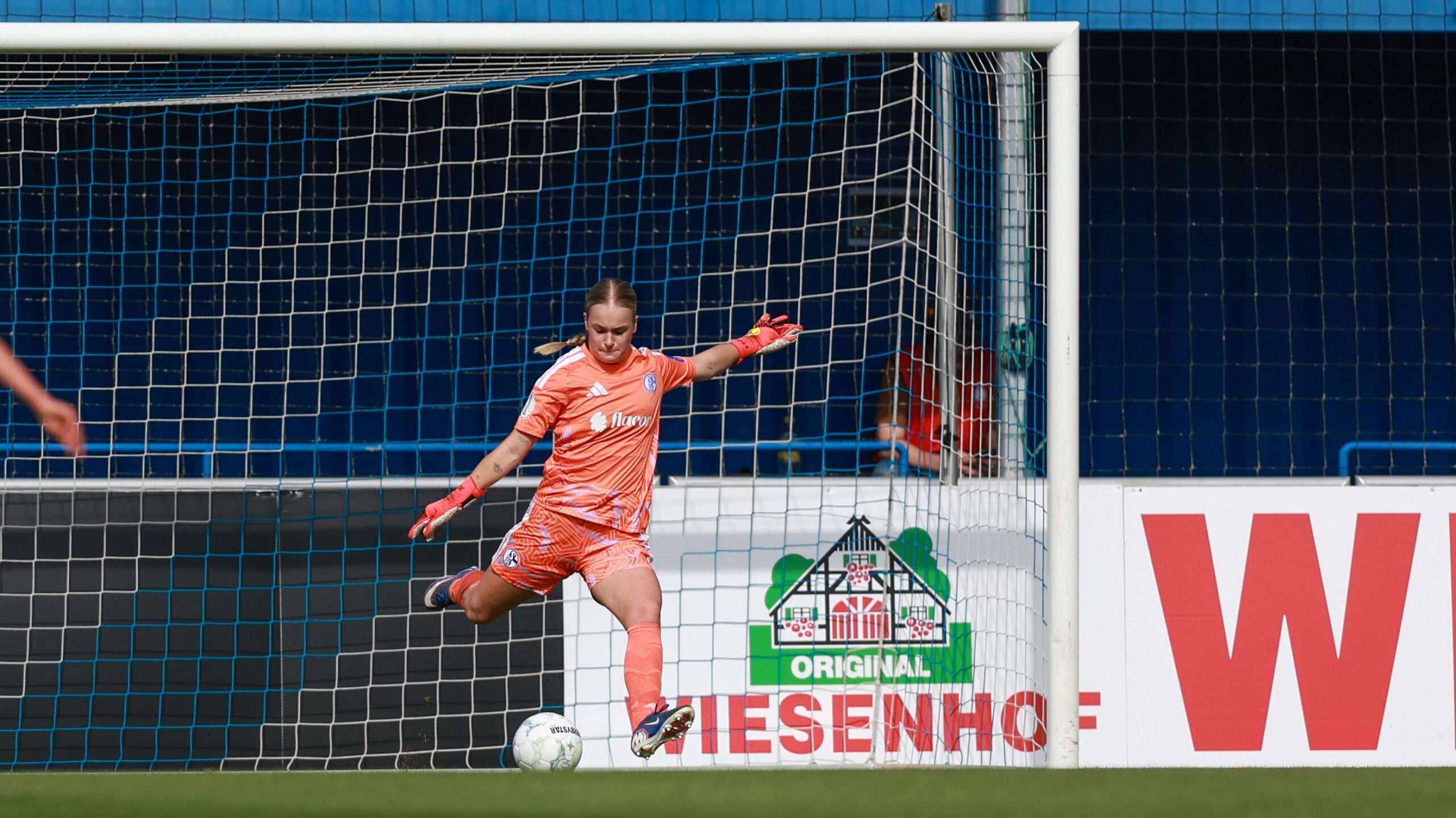 2026929-Mixed-Zone-Josefine-Osigus