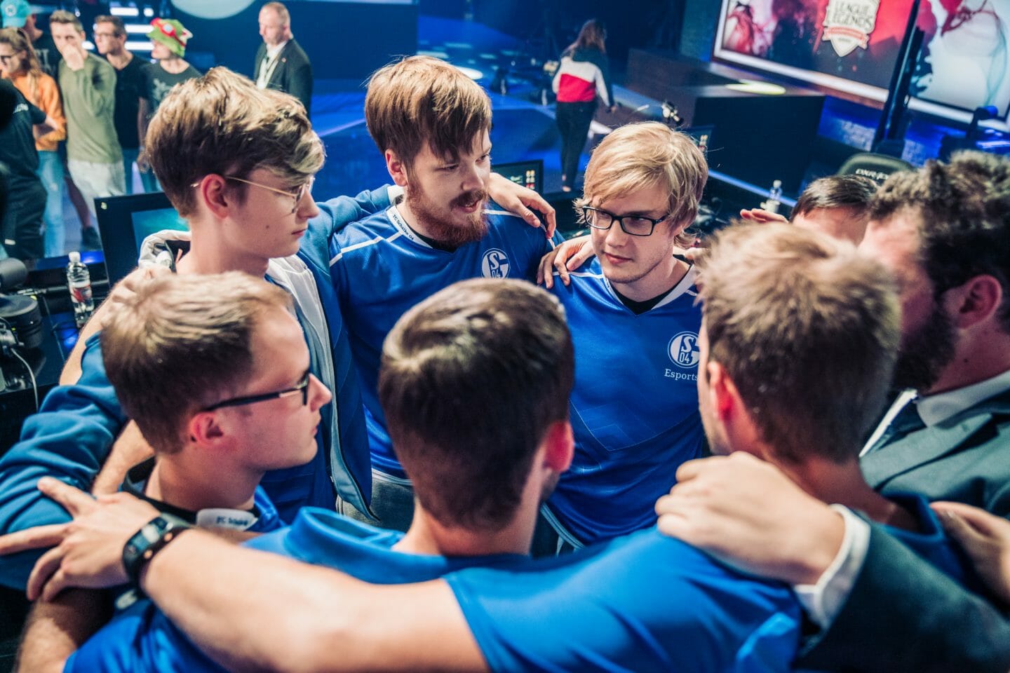 EU LCS: Doppelsieg für S04 sichert Königsblau Playoff-Platz