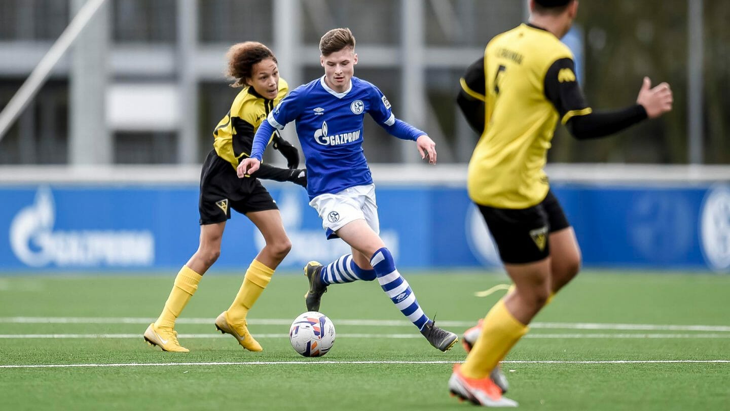 U16 Und U15 Mit Bitteren Niederlagen - FC Schalke 04