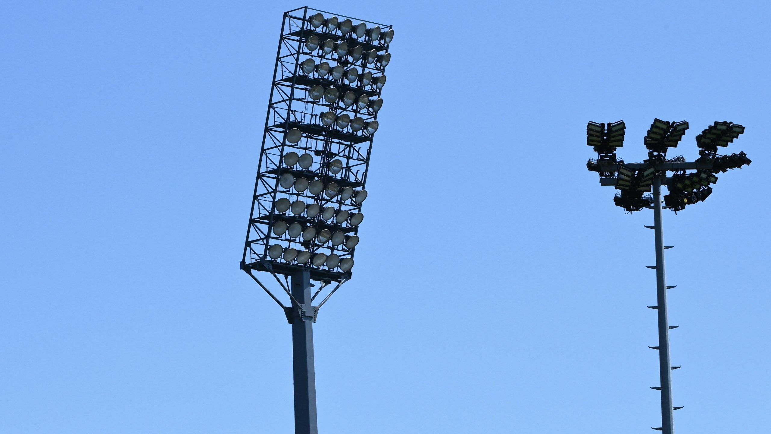 Der letzte verbliebene Flutlichtmast im Parkstadion als Landmarke 23.07.2022, Fussball GER, Saison 2022/2023 Testspiel a