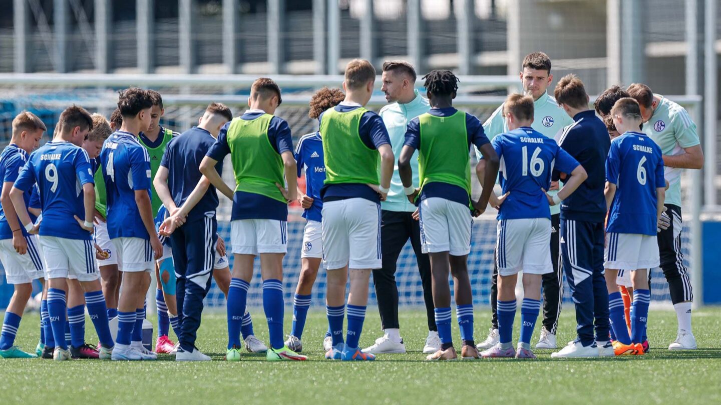 U12 Bis U16: Erfolgreicher Start In Die Neue Spielzeit - FC Schalke 04