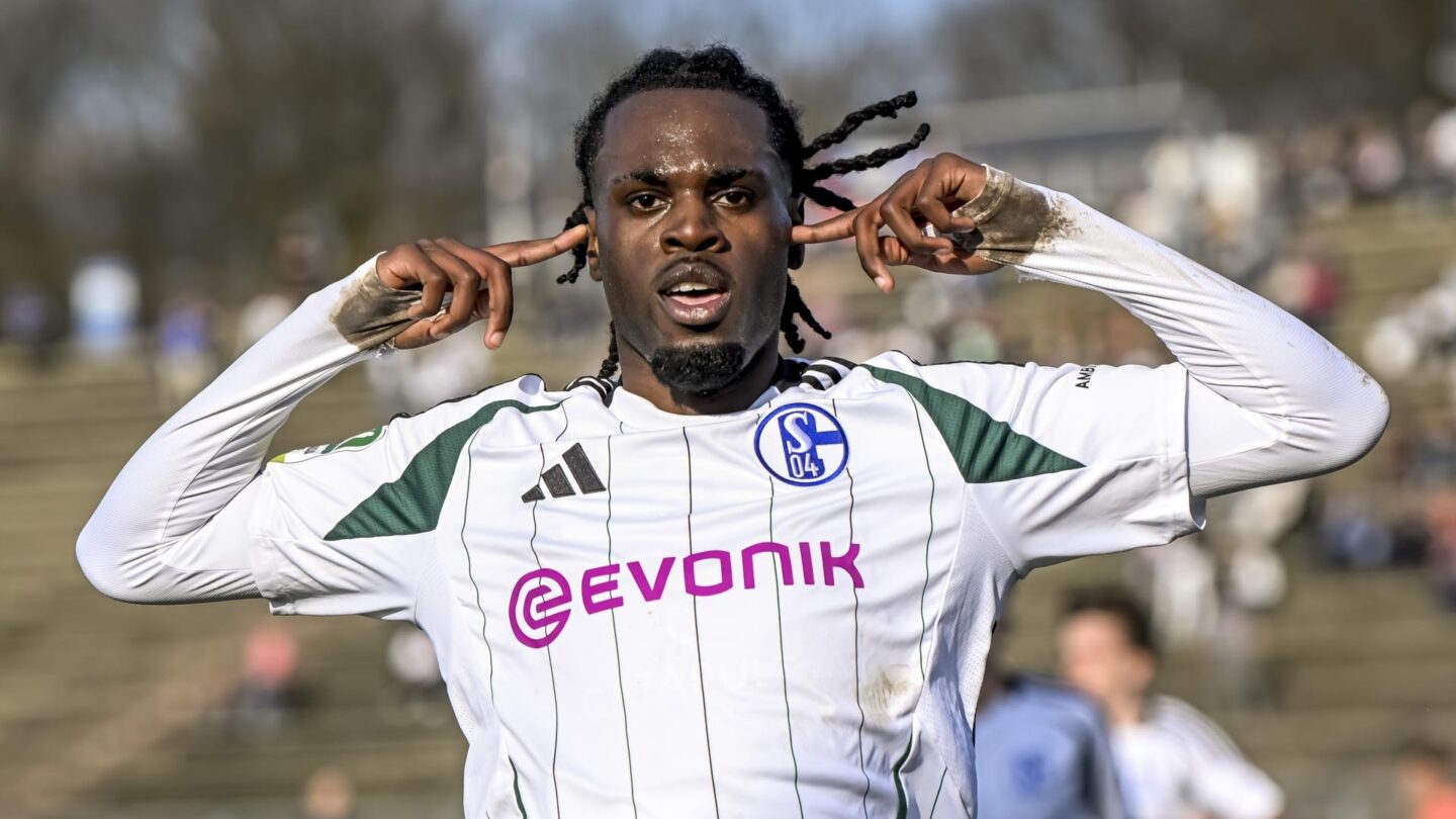 U23 gewinnt in Oberhausen, Yannick Tonye jubelt