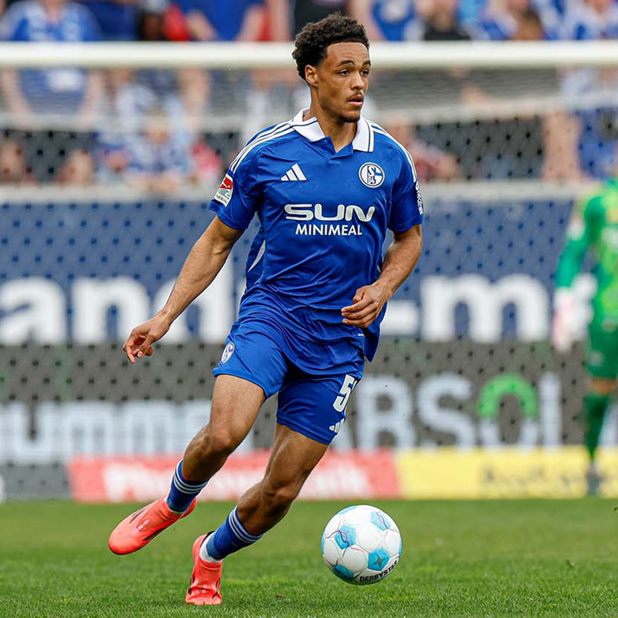 Tidiane Touré feiert sein Profi-Debüt beim SSV Jahn Regensburg