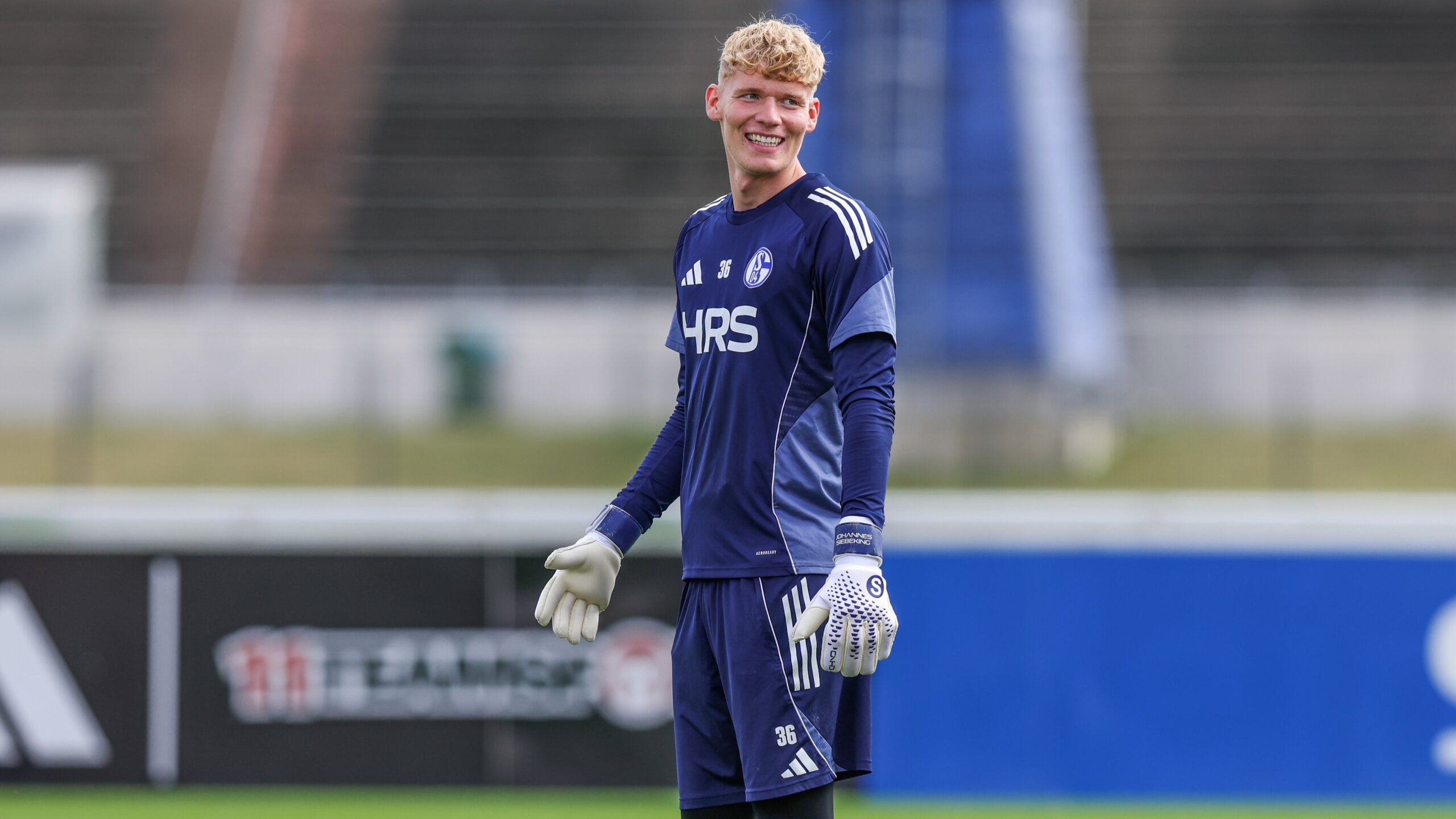 25-09-04-S04-TR-1235