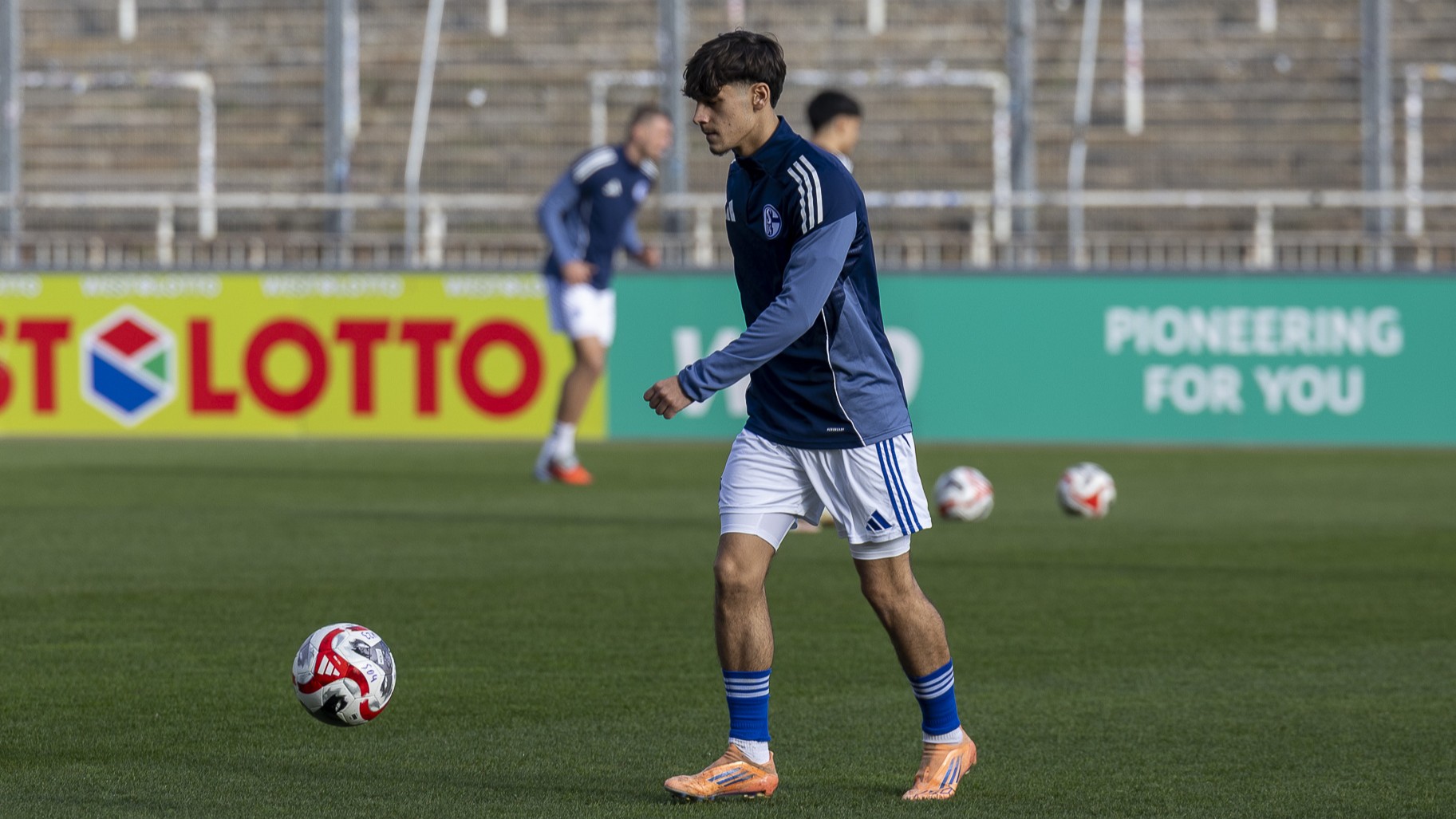 251108 BVB-S04 U23Gerd Kaemper/www.gkfoto.deBild: