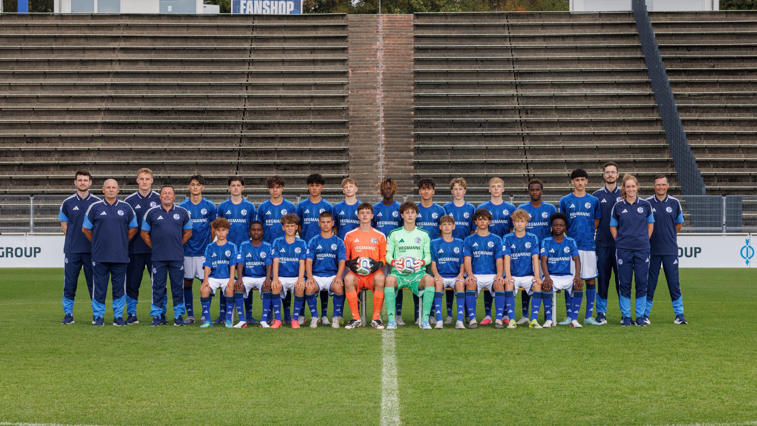 26.08..2026, Knappenschmiede, Media Day, Mannschaftsfoto, FC Schalke 04,