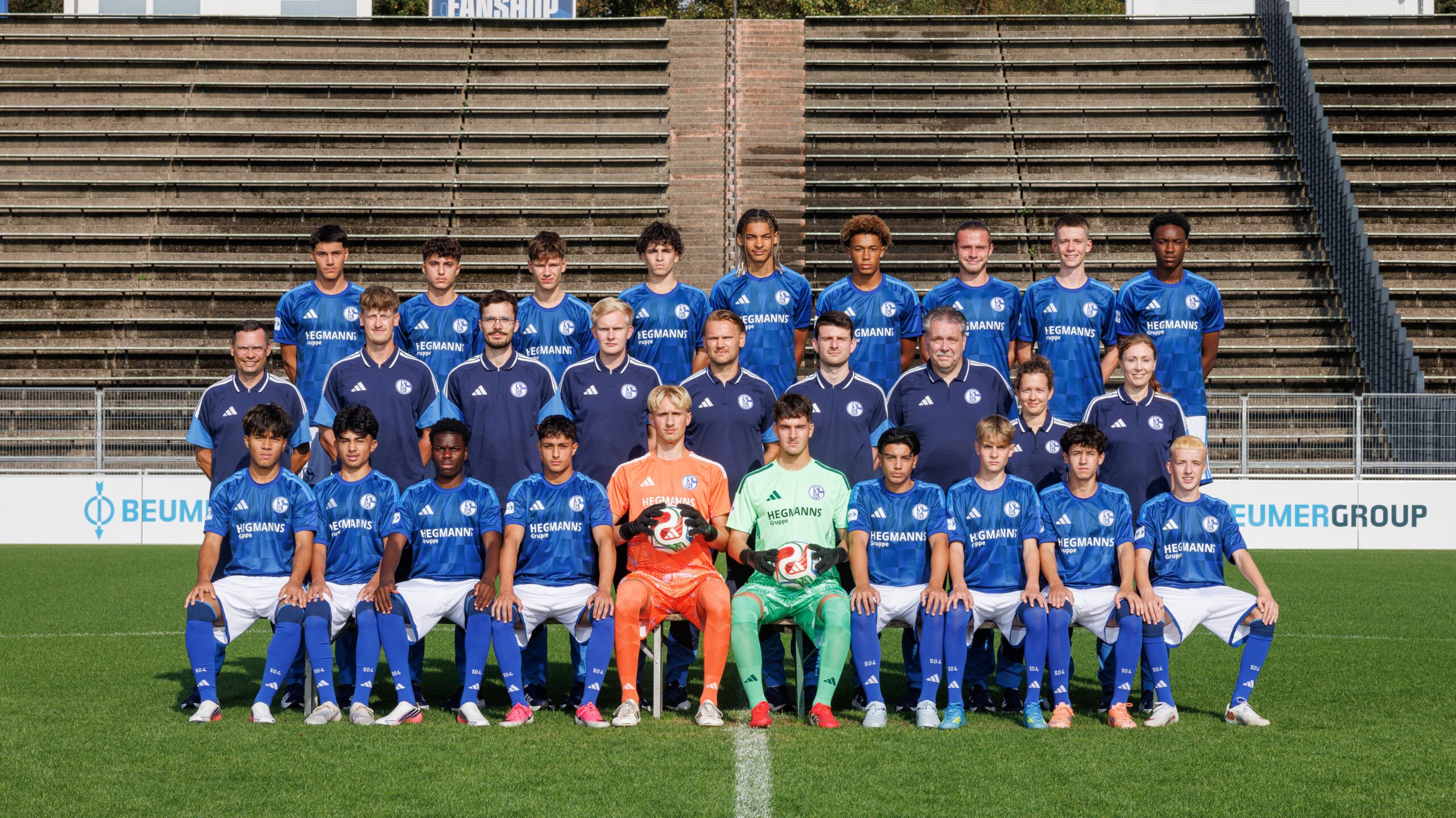 01.09.2026, Knappenschmiede, Media Day, Mannschaftsfoto, FC Schalke 04,