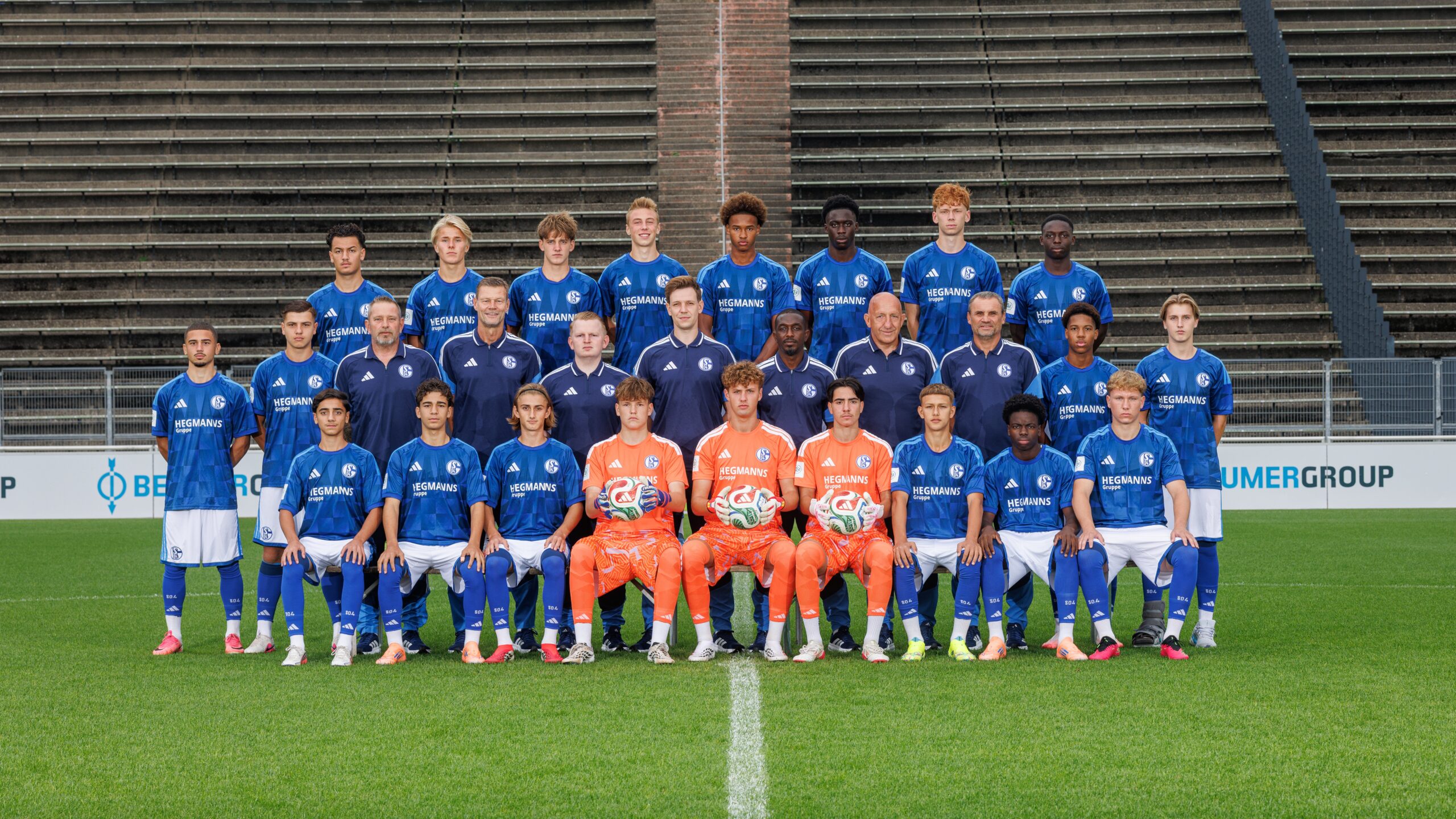 01.09.2026, Knappenschmiede, Media Day, Mannschaftsfoto, FC Schalke 04,